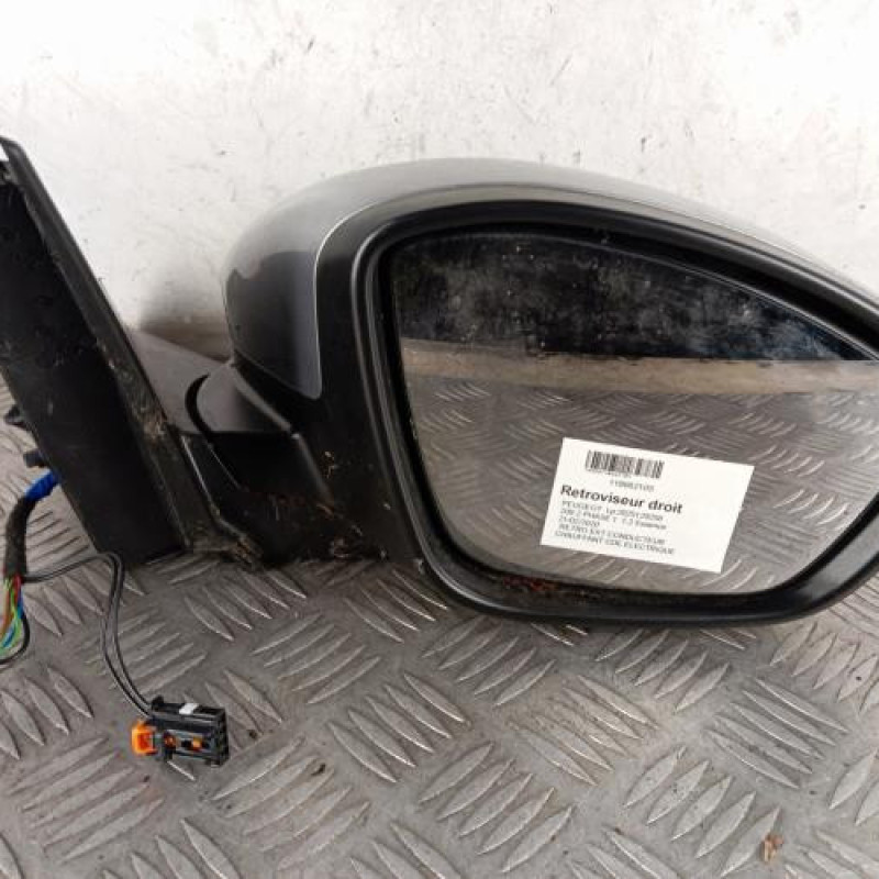 Retroviseur droit PEUGEOT 208 2