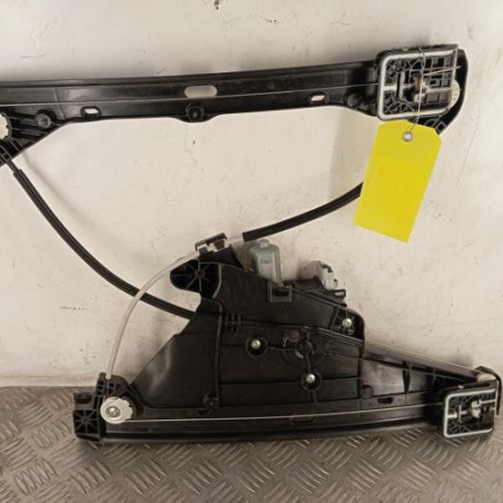 Leve vitre electrique avant gauche PEUGEOT 208 2 Photo n°1