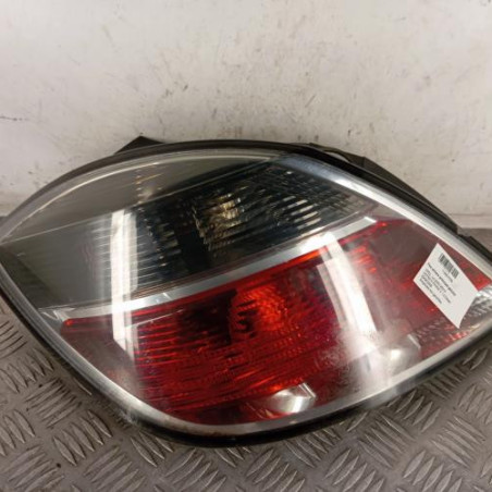 Feu arriere principal gauche (feux) OPEL ASTRA H Photo n°1