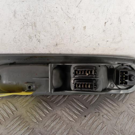 Interrupteur de leve vitre avant gauche RENAULT TWINGO 1