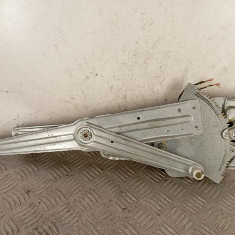 Leve vitre electrique avant droit RENAULT TWINGO 1