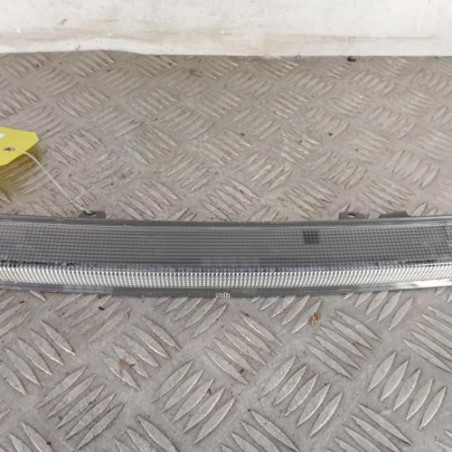 Feu arriere stop central PEUGEOT 208 2 Photo n°1