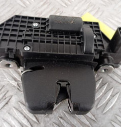 Serrure de hayon PEUGEOT 208 2 Photo n°1