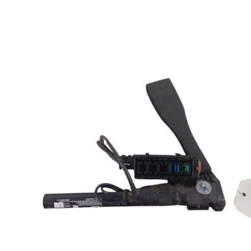 Attache ceinture avant gauche OPEL CORSA D