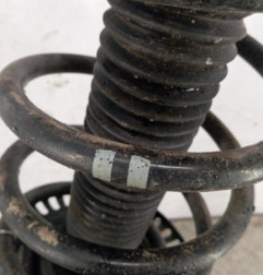 Amortisseur avant droit VOLKSWAGEN TRANSPORTER 5