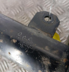 Amortisseur avant droit PEUGEOT 2008 1 Photo n°4