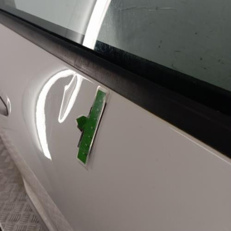 Porte avant droit PEUGEOT 2008 1