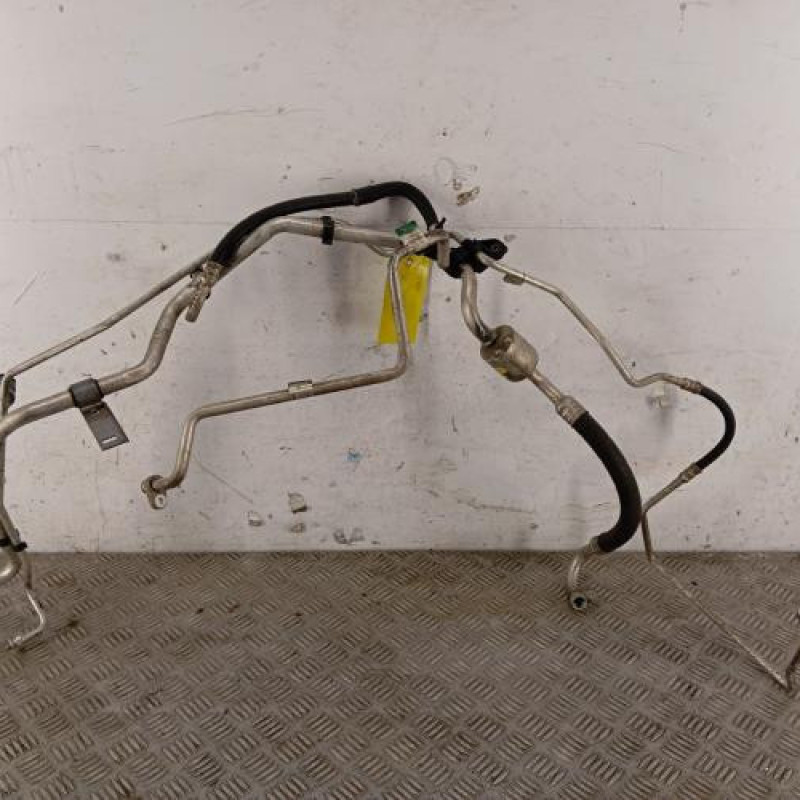 Tuyau de climatisation PEUGEOT 208 1