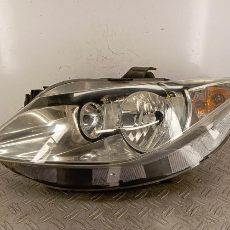 Optique avant principal gauche (feux)(phare) SEAT IBIZA 4