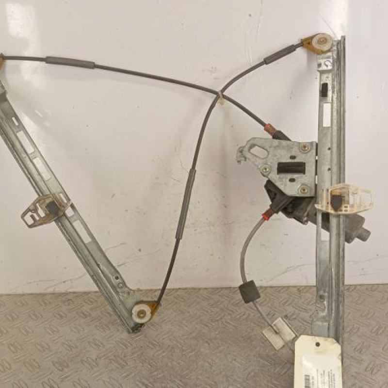 Leve vitre electrique avant droit PEUGEOT 206