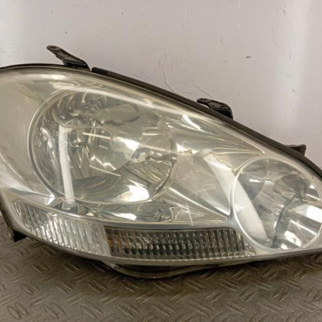 Optique avant principal droit (feux)(phare) TOYOTA AVENSIS VERSO Photo n°1