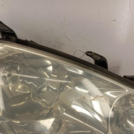 Optique avant principal droit (feux)(phare) TOYOTA AVENSIS VERSO