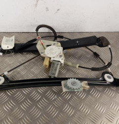 Leve vitre electrique avant droit BMW SERIE 1 E81 Photo n°1