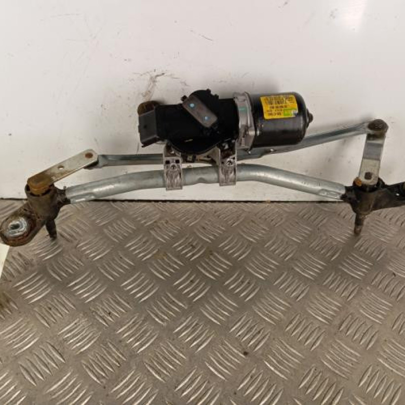 Moteur essuie glace avant RENAULT CLIO 3