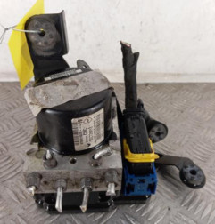 Bloc ABS (freins anti-blocage) RENAULT SCENIC 3 Photo n°1