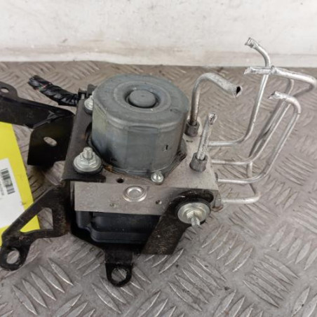 Bloc ABS (freins anti-blocage) RENAULT TWINGO 3 Photo n°1