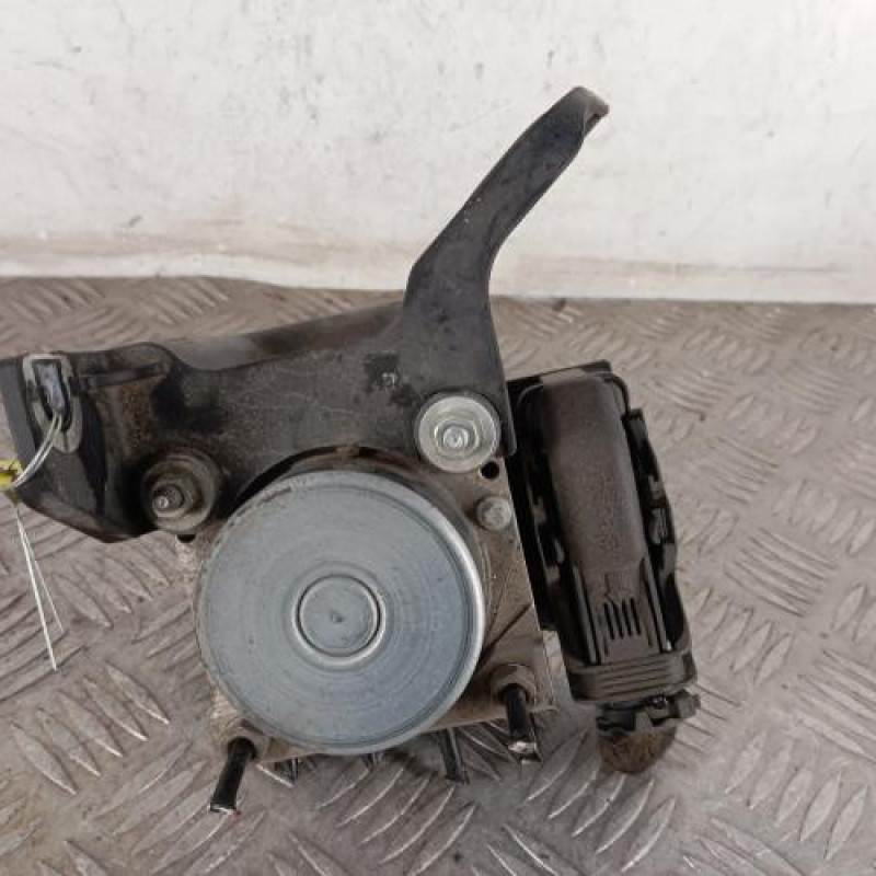 Bloc ABS (freins anti-blocage) OPEL CORSA D Bloc ABS (freins anti-blocage) OPEL CORSA D