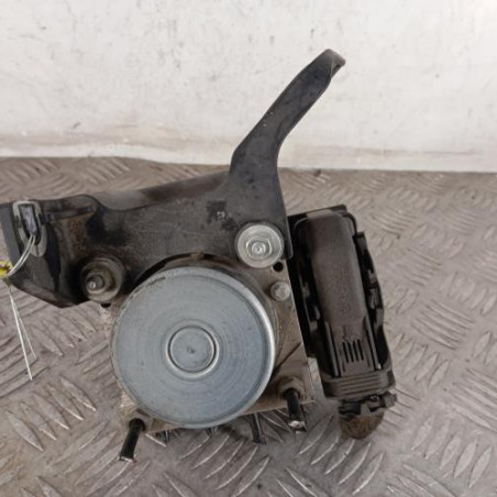 Bloc ABS (freins anti-blocage) OPEL CORSA D Photo n°1