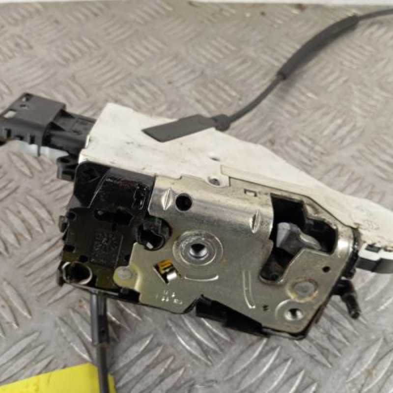 Serrure avant droit CITROEN C4 PICASSO 1 Serrure avant droit CITROEN C4 PICASSO 1