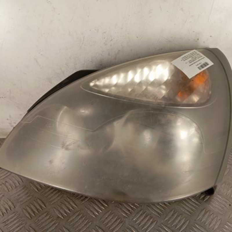 Optique avant principal gauche (feux)(phare) RENAULT CLIO 2 CAMPUS