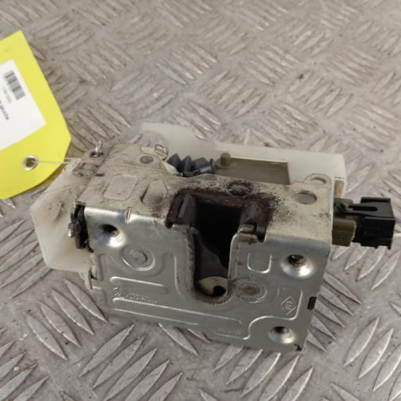 Serrure arriere gauche RENAULT CLIO 2 CAMPUS