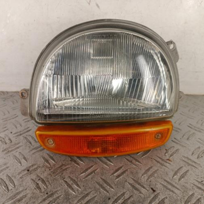 Optique avant principal gauche (feux)(phare) RENAULT TWINGO 1