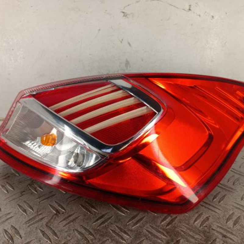 Feu arriere principal droit (feux) FORD FIESTA 6