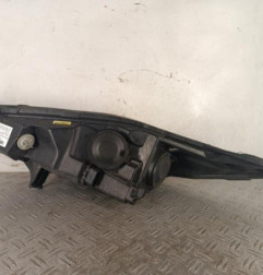 Optique avant principal droit (feux)(phare) FORD FIESTA 6