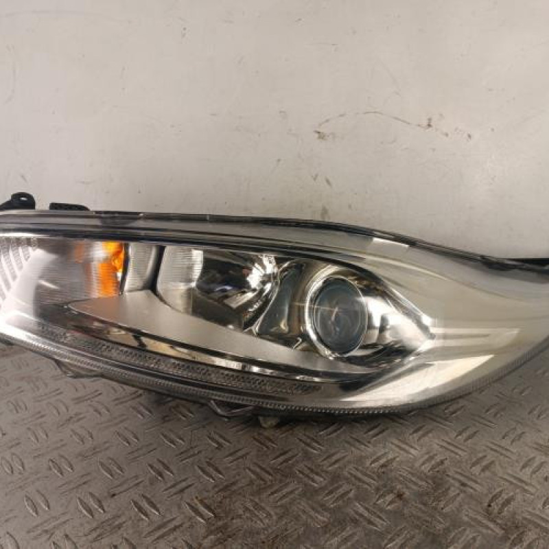 Optique avant principal gauche (feux)(phare) FORD FIESTA 6