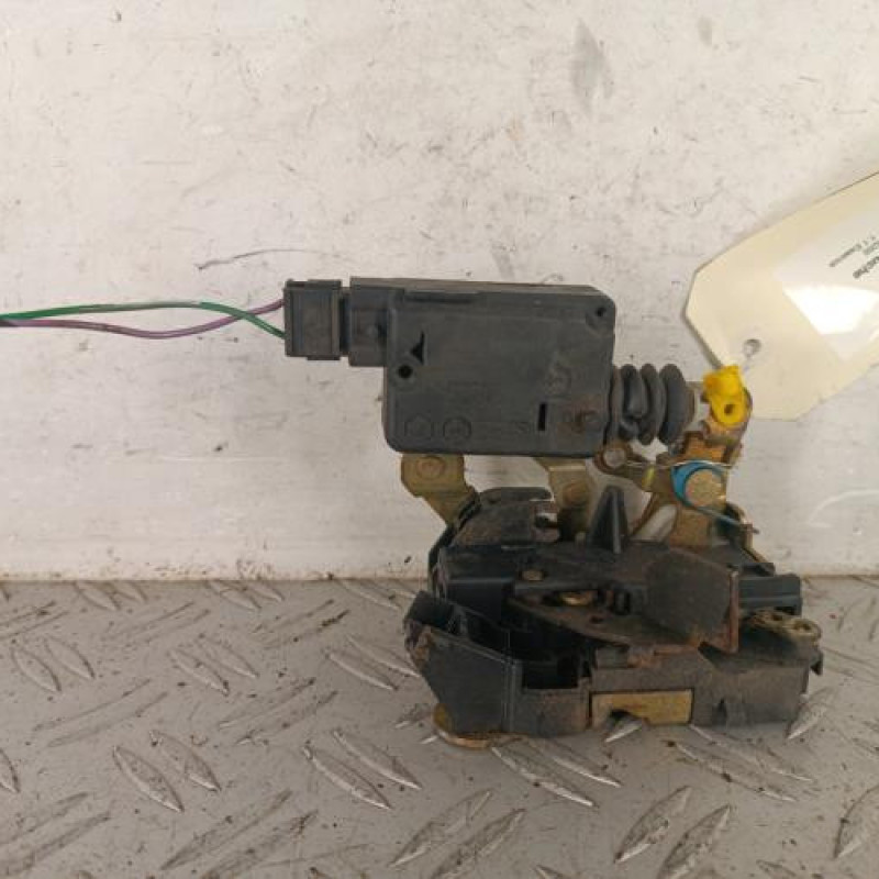 Serrure avant gauche RENAULT TWINGO 1