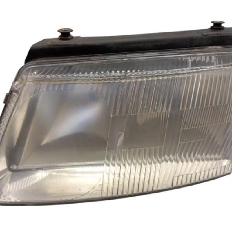 Optique avant principal gauche (feux)(phare) VOLKSWAGEN PASSAT 4