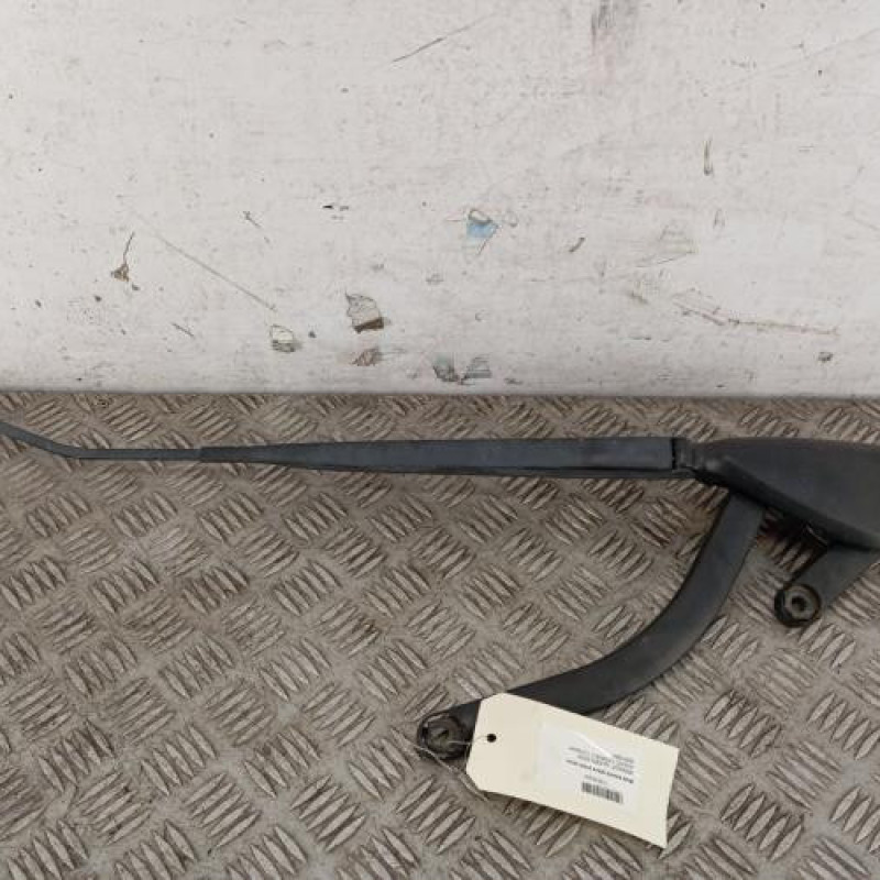 Bras essuie glace avant droit RENAULT SCENIC 2 Bras essuie glace avant droit RENAULT SCENIC 2