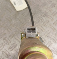 Leve vitre electrique avant droit PEUGEOT 405 Photo n°4