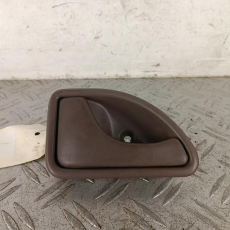 Poignee interieur avant gauche RENAULT TWINGO 1