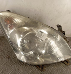 Optique avant principal droit (feux)(phare) TOYOTA COROLLA VERSO 2 Photo n°1