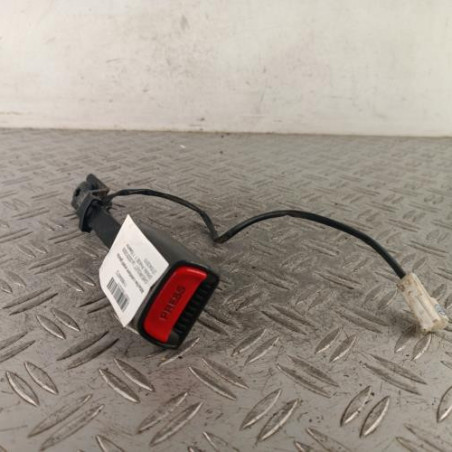 Attache ceinture avant gauche CHEVROLET SPARK Photo n°1