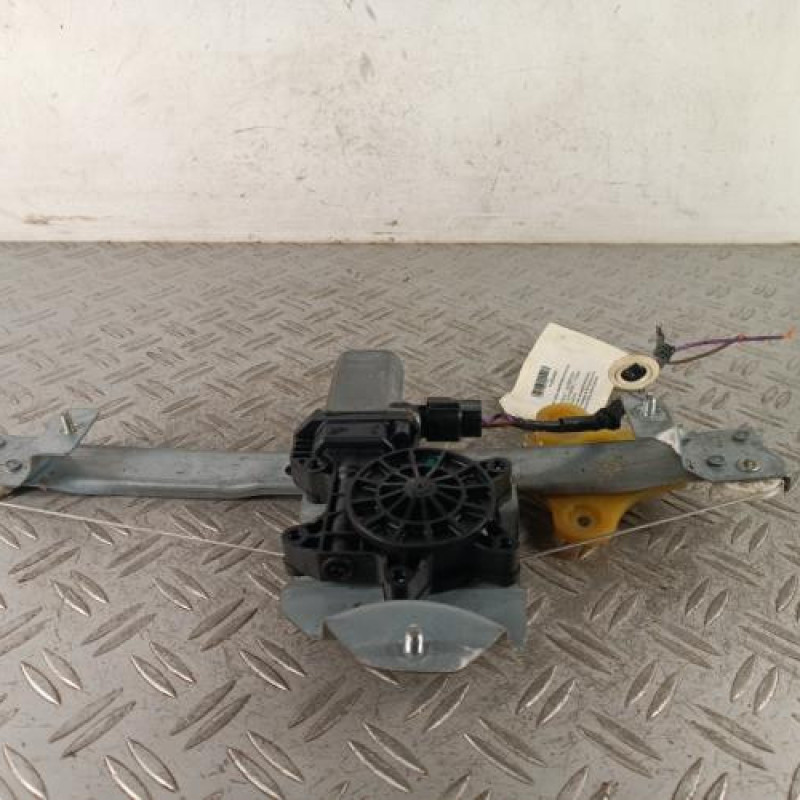 Leve vitre electrique arriere droit RENAULT CLIO 4