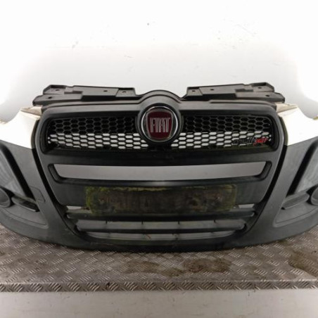 Pare choc avant FIAT DOBLO 2 Photo n°1