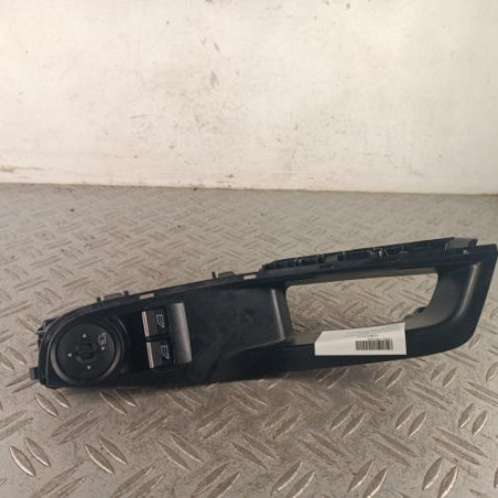 Interrupteur de leve vitre avant gauche FORD FIESTA 6 Photo n°1