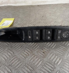 Interrupteur de leve vitre avant gauche RENAULT MEGANE 3 Photo n°1