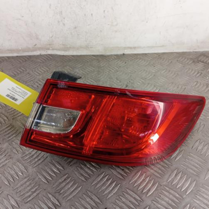 Feu arriere principal droit (feux) MAZDA 5 2