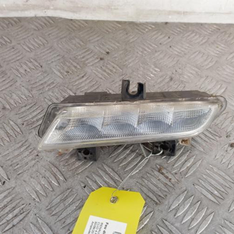 Feu diurne avant gauche RENAULT CLIO 4