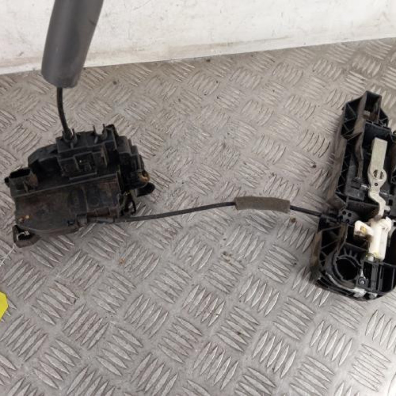 Serrure avant gauche RENAULT GRAND SCENIC 3