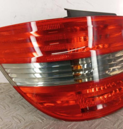 Feu arriere principal gauche (feux) MERCEDES CLASSE B 245 Photo n°1