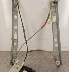 Leve vitre electrique avant droit RENAULT MEGANE 2 Photo n°1