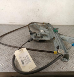 Leve vitre electrique avant gauche RENAULT CLIO 3 Photo n°1