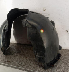 Pare boue avant gauche FORD FOCUS 2 Photo n°1