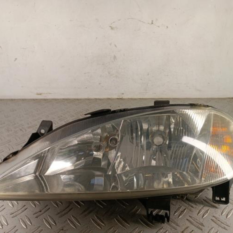 Optique avant principal gauche (feux)(phare) RENAULT MEGANE 1