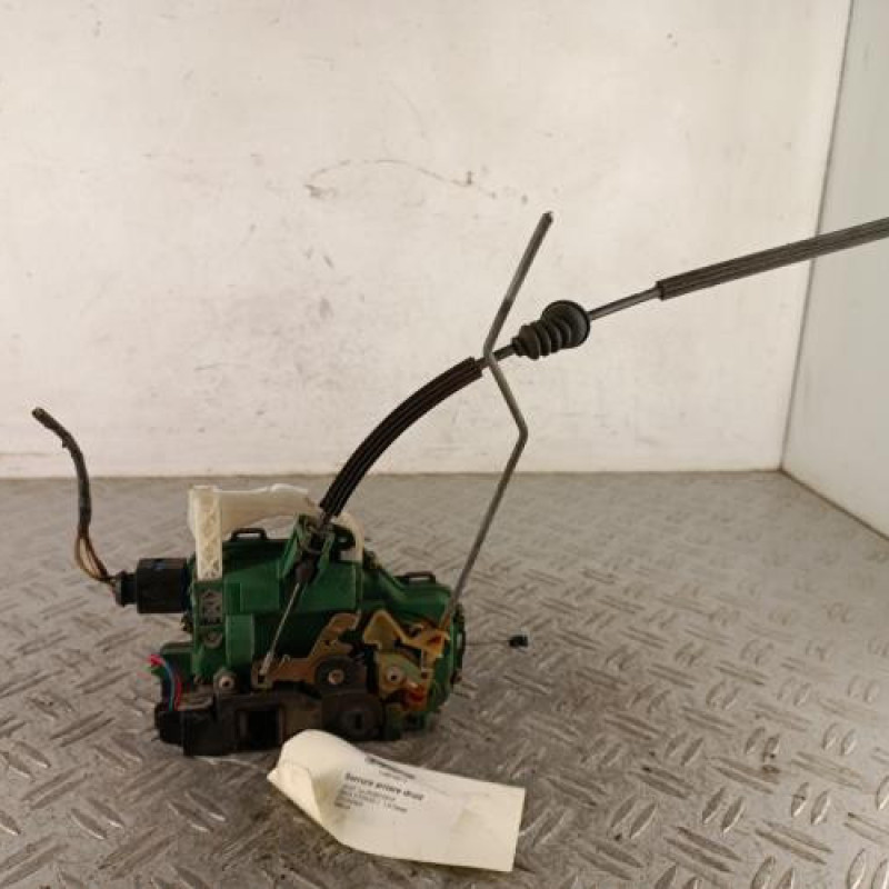 Serrure arriere droit SEAT IBIZA 3