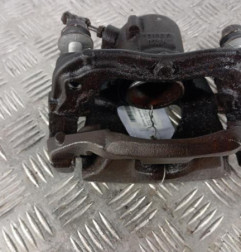 Etrier avant gauche (freinage) BMW SERIE 2 F46 Photo n°4